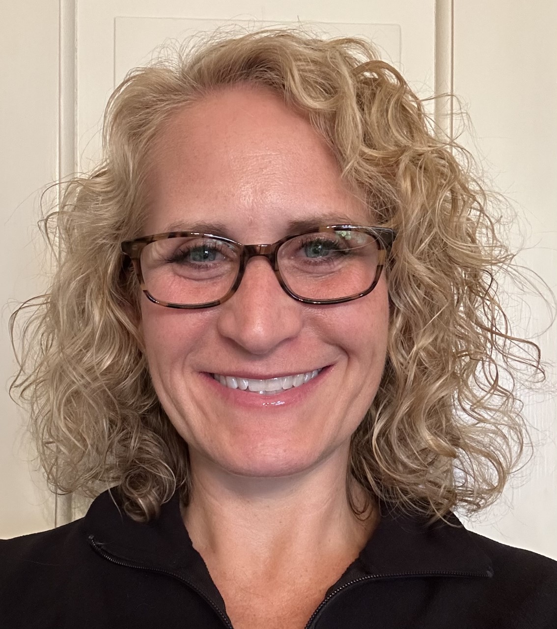 Dr. Mandy Mahoney